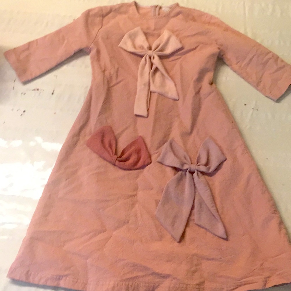 Girls dress